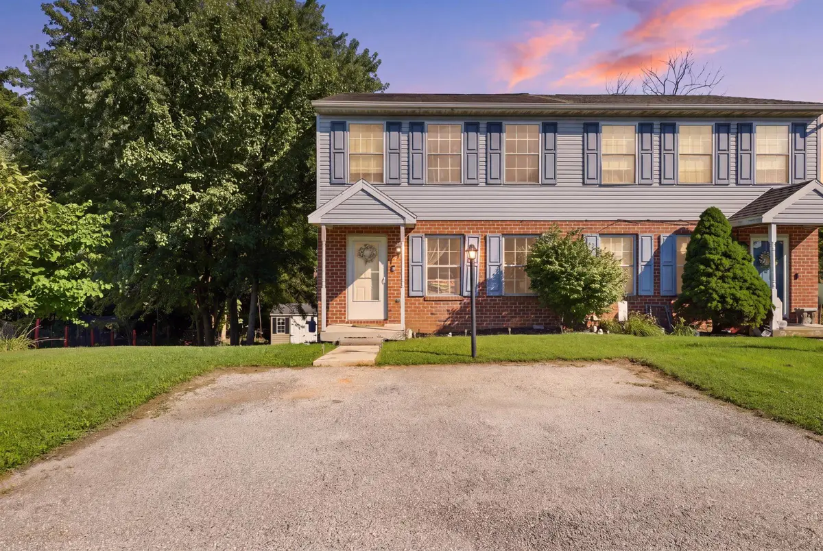 2027 Wyatt Cir, Dover, PA 17315 - #1