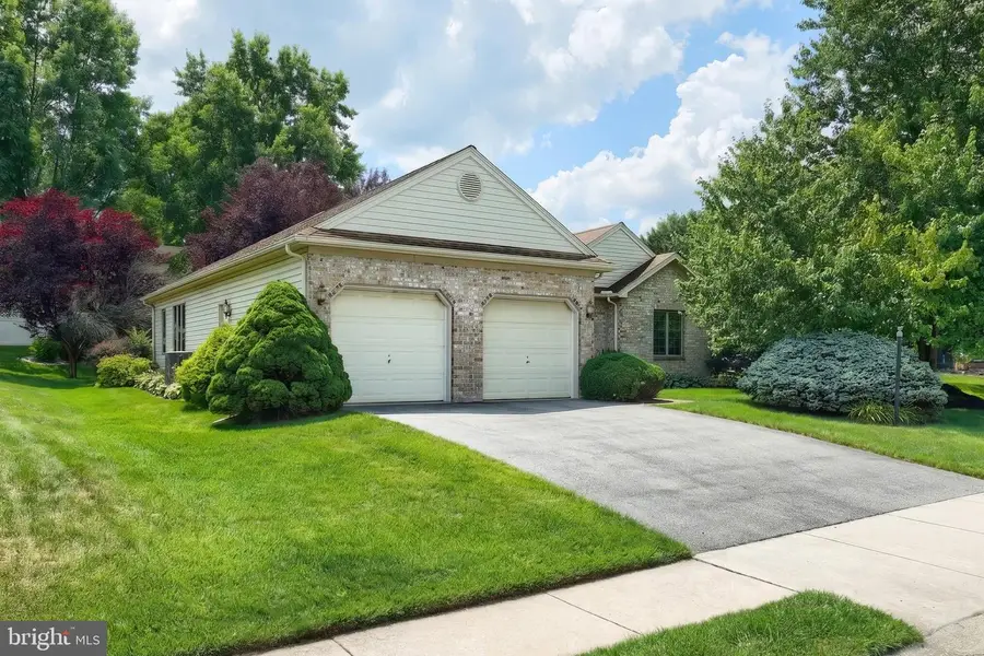 2874 Sparrow Dr, York, PA 17408 - #2