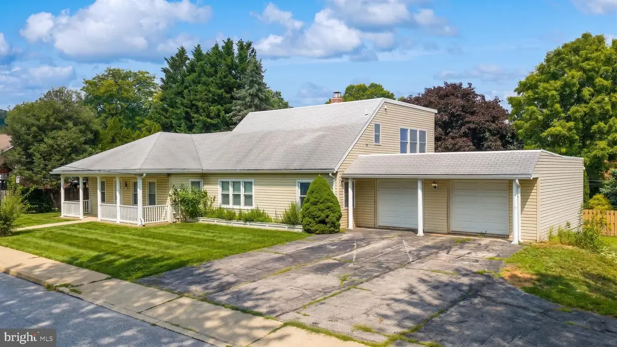 419 Cottage Pl, Red Lion, PA 17356 - #1
