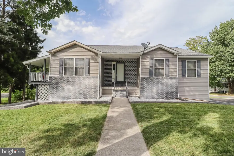 75 S Poplar St, Manchester, PA 17345 - #3