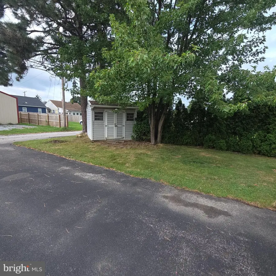 1232 Elm St, York, PA 17403 - #3