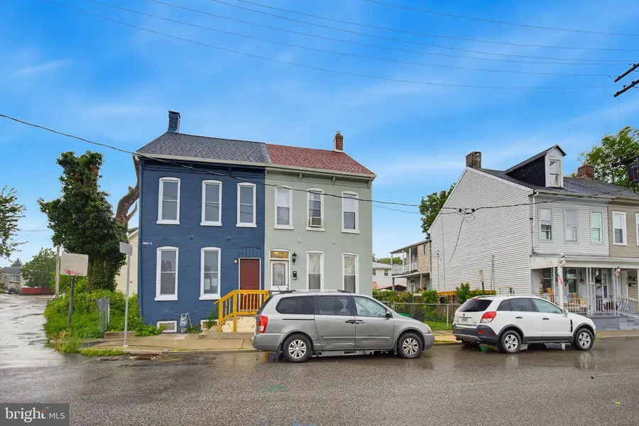 326 Smith St, York, PA 17401 - #3