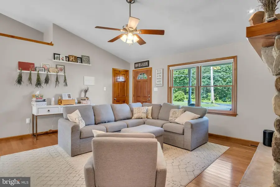 147 Whiskey Springs Rd, Dillsburg, PA 17019 - #2