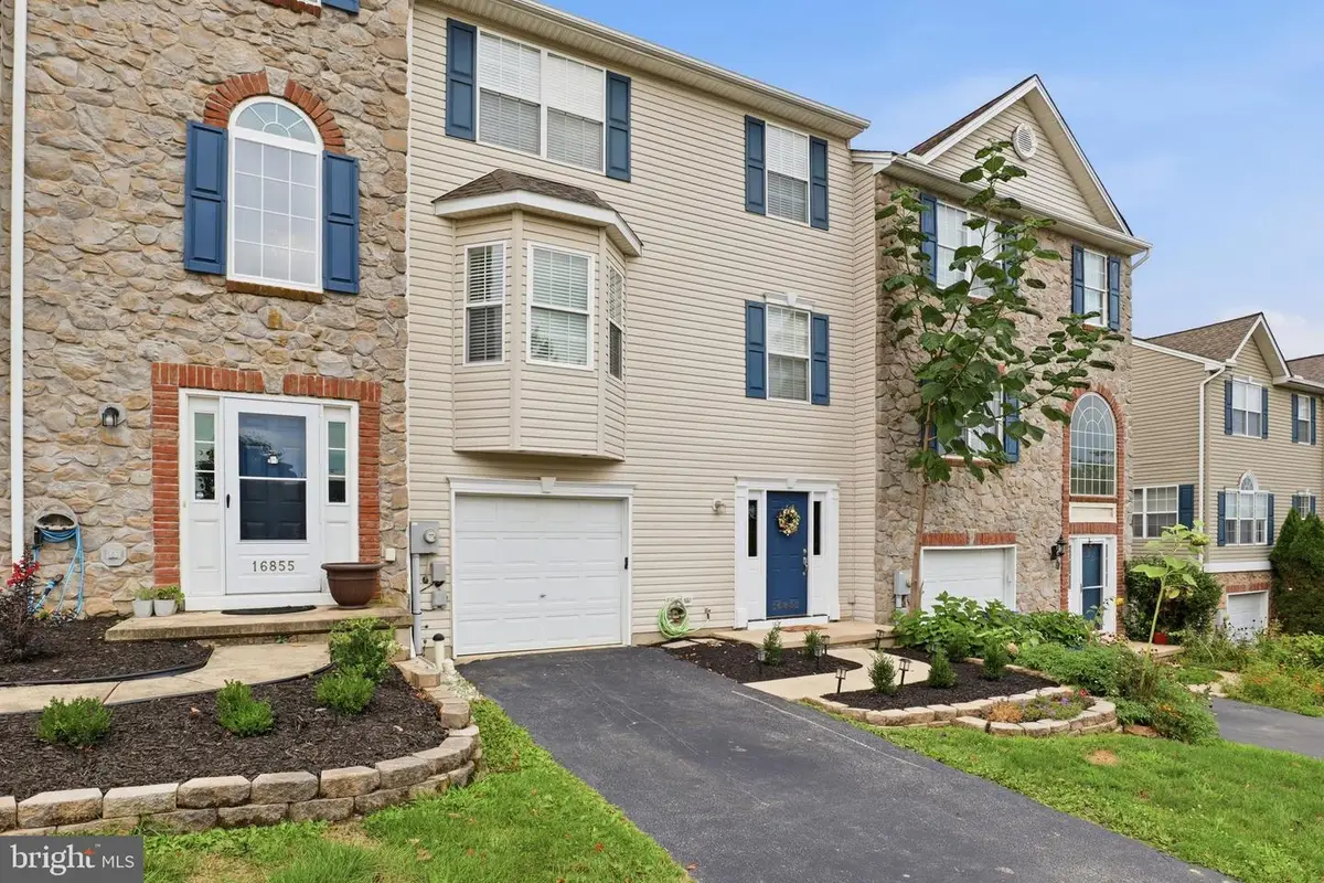 16853 Roosevelt Ln, Shrewsbury, PA 17361 - #1