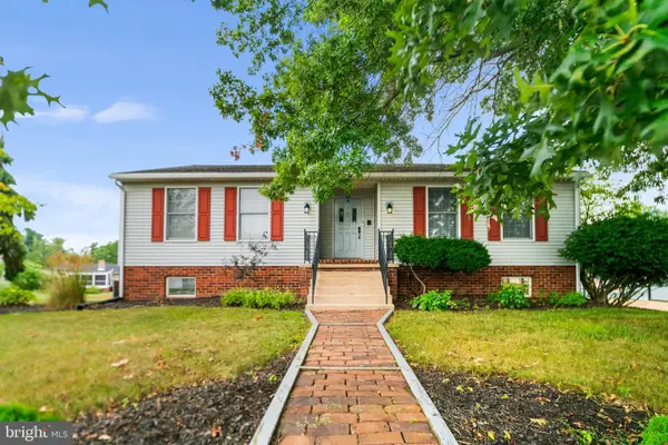 2780 Northvue Ln, YORK, PA 17408