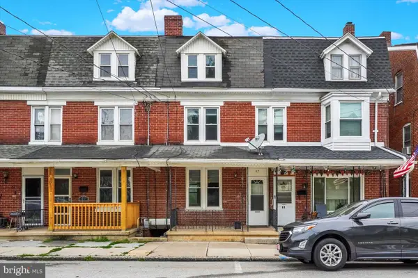 47 W Gay St, RED LION, PA 17356