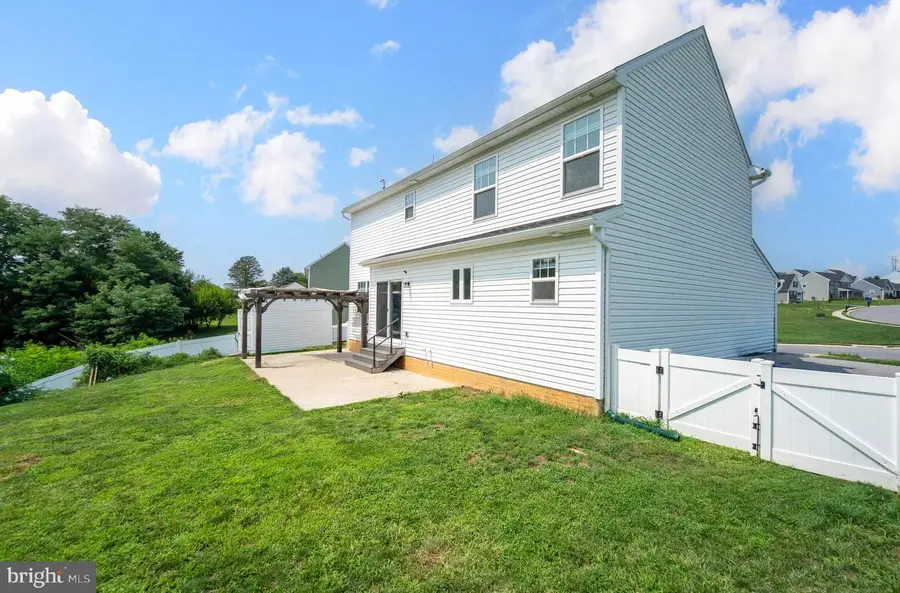 252 Valley View Cir, York, PA 17408 - #3