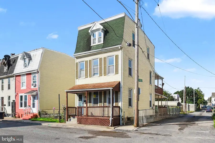 225 Green St, York, PA 17401 - #3