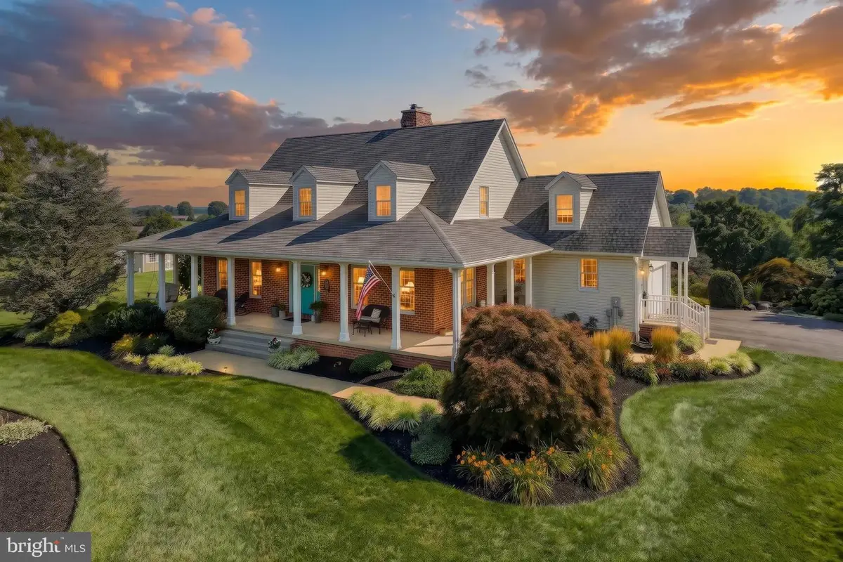 821 Zimmerman Rd, Red Lion, PA 17356 - #1
