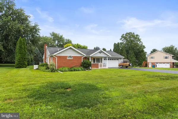 1145 Freysville Rd, YORK, PA 17406