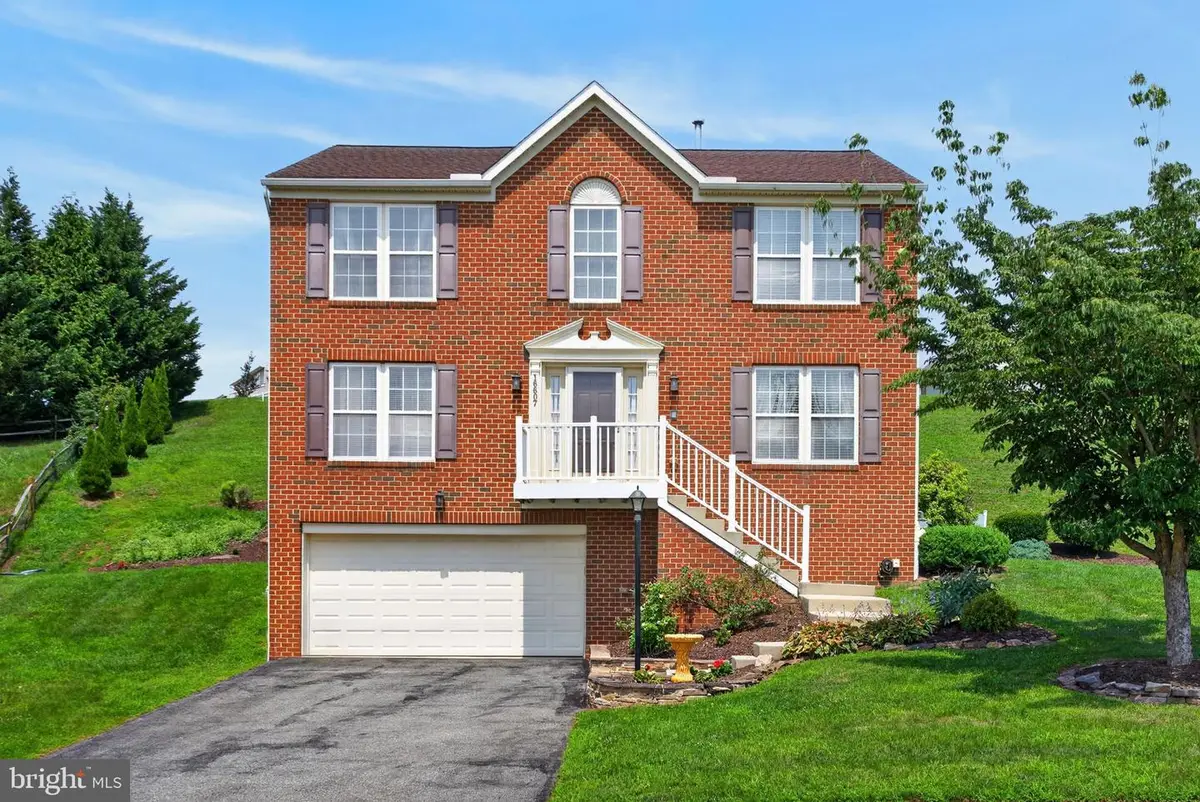 16607 Kennedy Cir, Shrewsbury, PA 17361 - #1