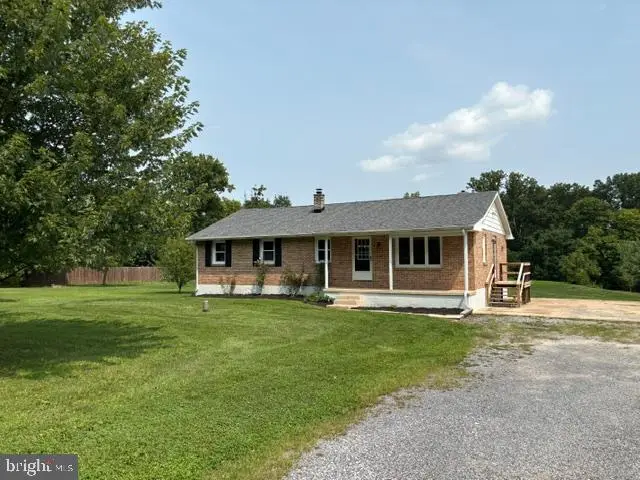 325 E Butter Rd, York, PA 17404 - #1