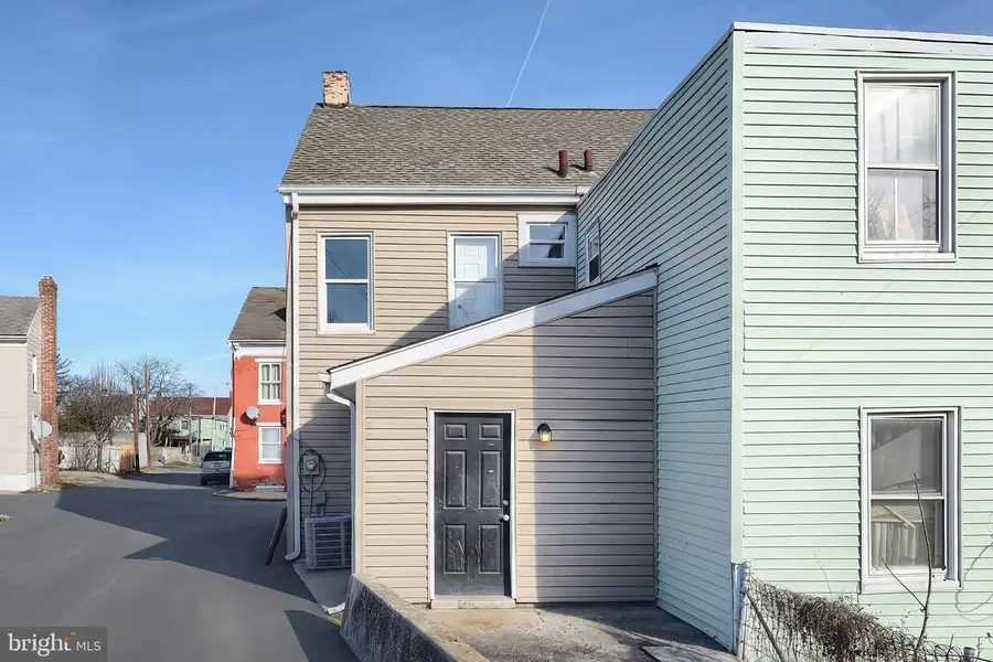220 Grantley St, York, PA 17401 - #3