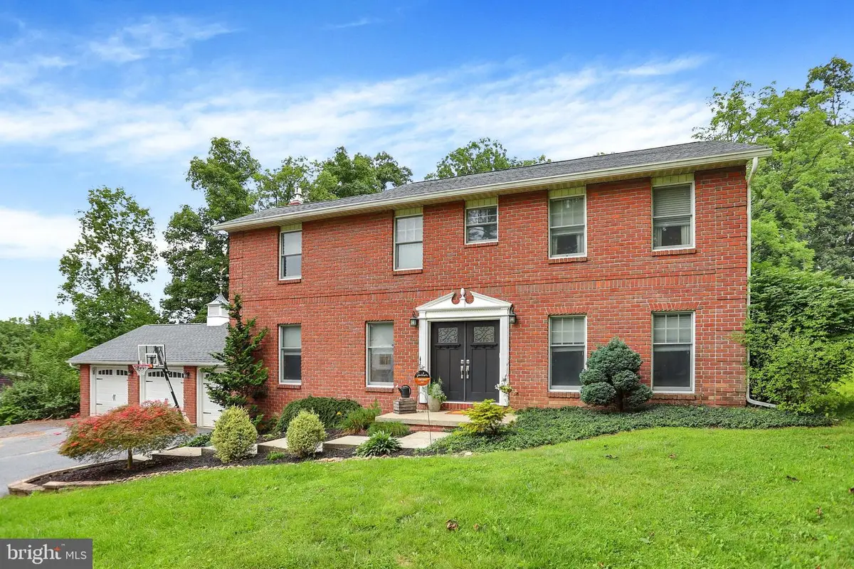 185 Ore Bank Rd, Dillsburg, PA 17019 - #1