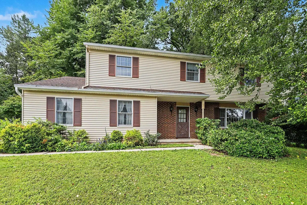 621 Ensminger Dr, York, PA 17407 - #1