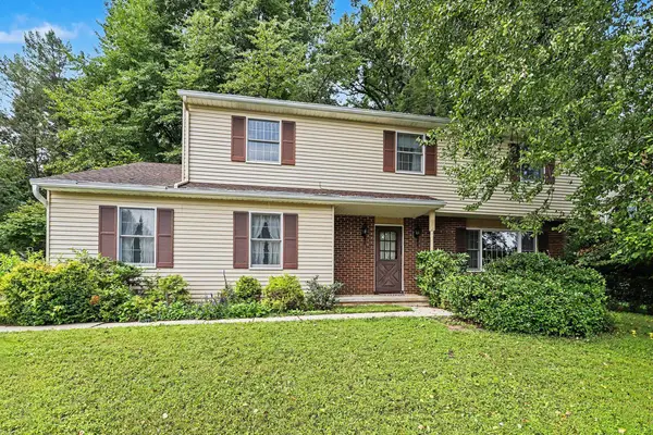 621 Ensminger Dr, YORK, PA 17407