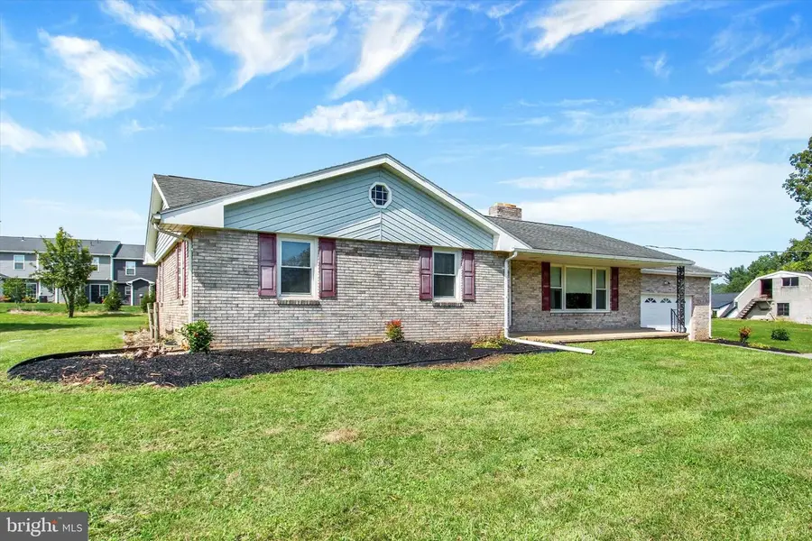 60 Yoe Dr, Red Lion, PA 17356 - #3