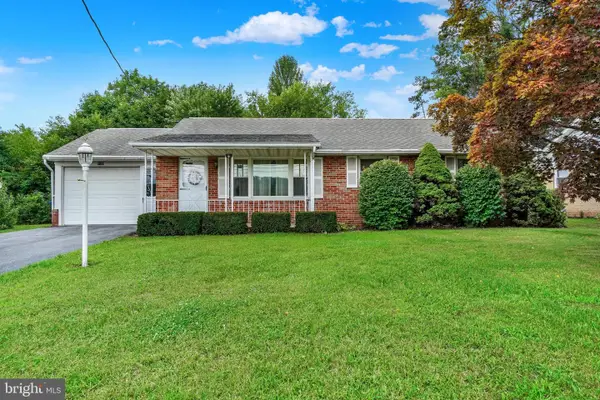 4190 N George St, MANCHESTER, PA 17345