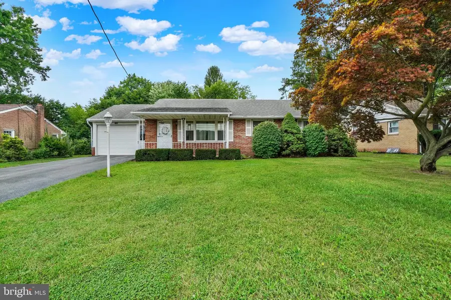 4190 N George St, Manchester, PA 17345 - #2