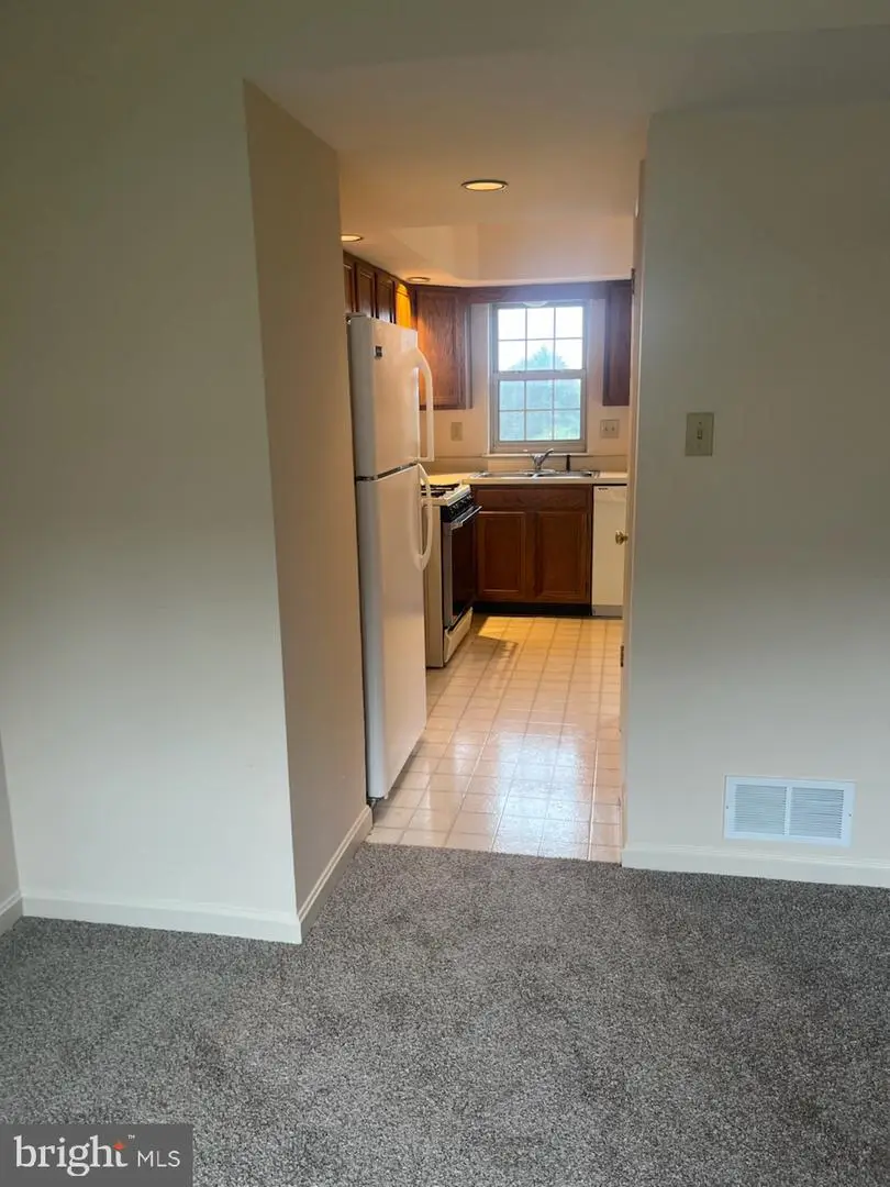 1113 Skyview Dr, York, PA 17406 - #3