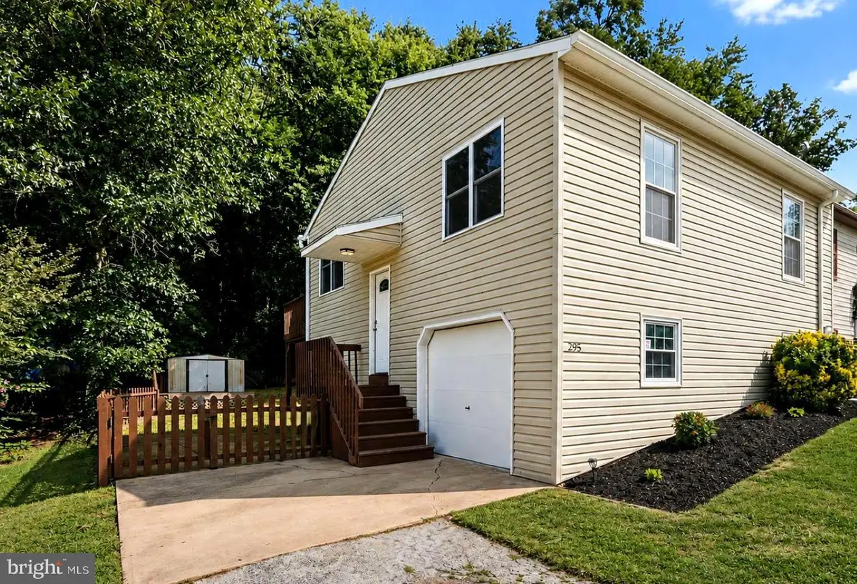 295 Juniper Dr, Etters, PA 17319 - #1