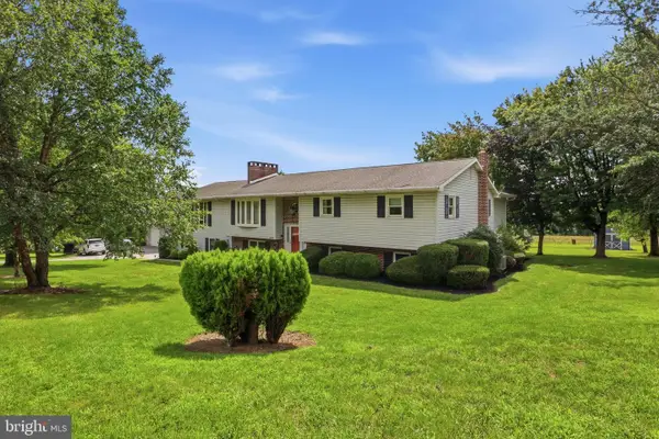 736 S Baltimore St, DILLSBURG, PA 17019