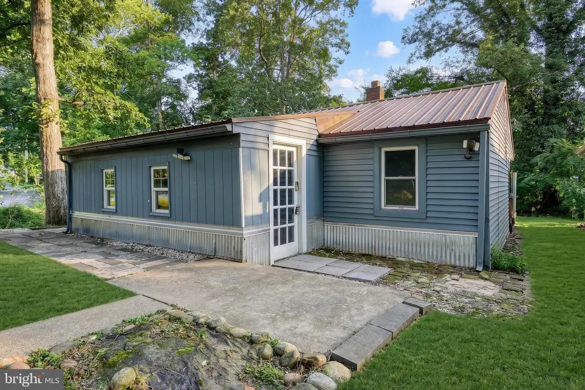 2451 Log Cabin Rd, York, PA 17408 - #1