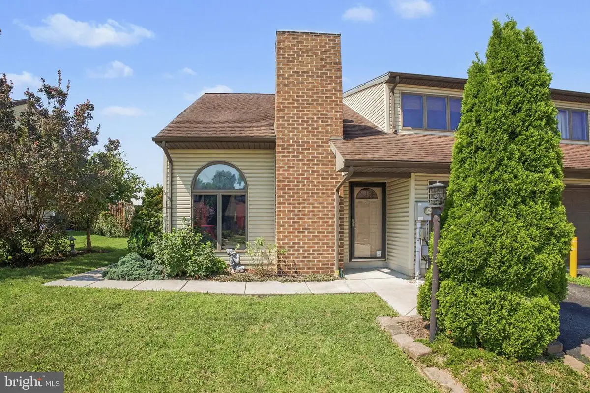 1122 Roosevelt Ct, Hanover, PA 17331 - #1