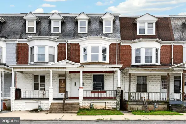 724 E Chestnut St, YORK, PA 17403