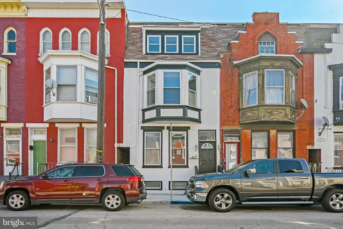 527 S Duke St, York, PA 17401 - #1