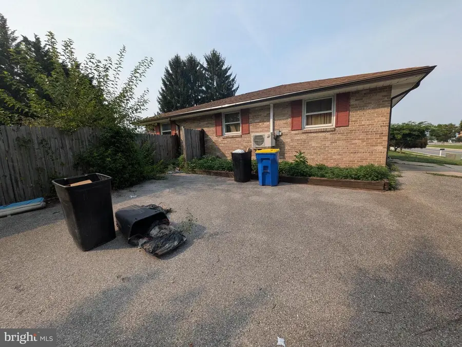 301 High St, Manchester, PA 17345 - #2