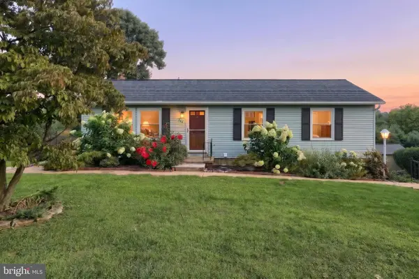 264 Nollyn Dr, DALLASTOWN, PA 17313