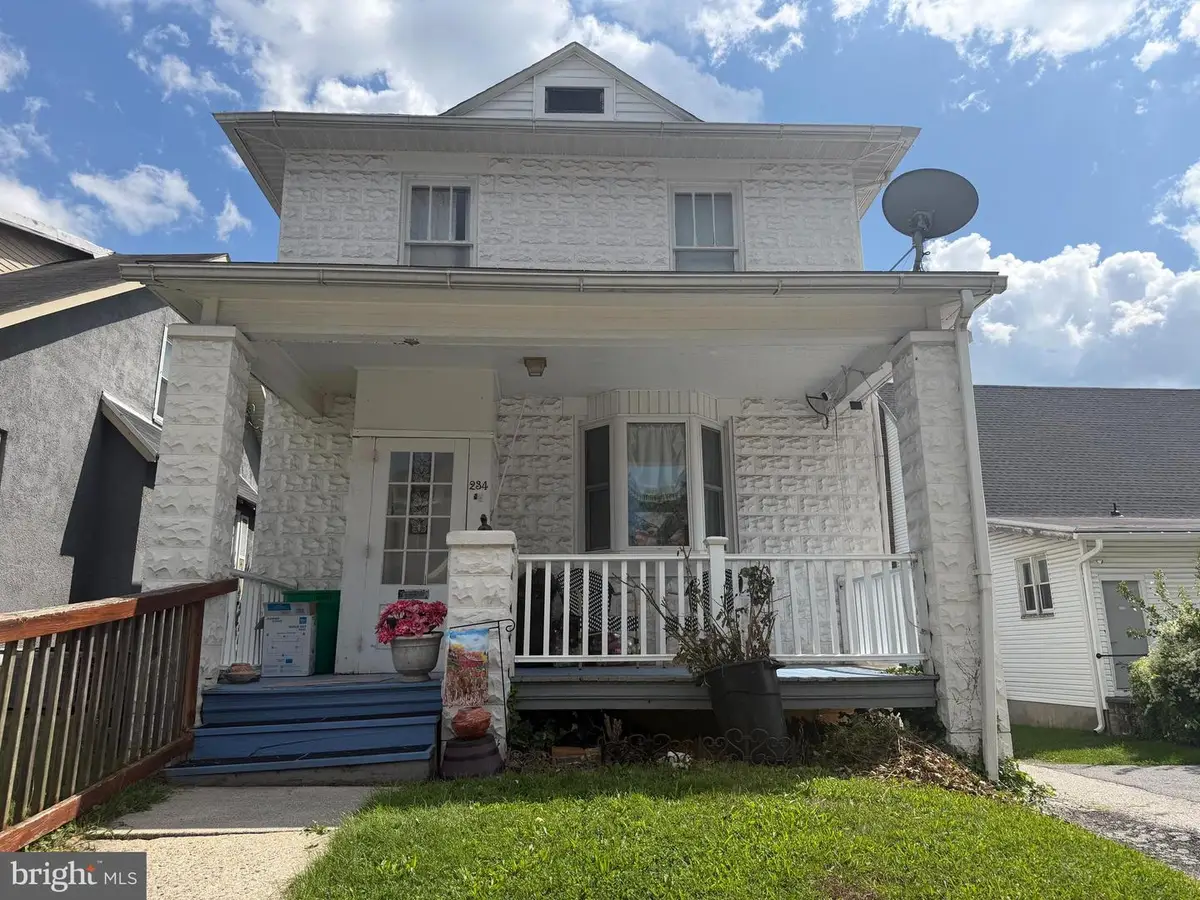 234 W Cottage Pl, York, PA 17401 - #1