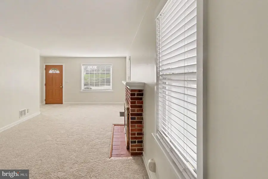 223 W Ore St, Seven Valleys, PA 17360 - #3