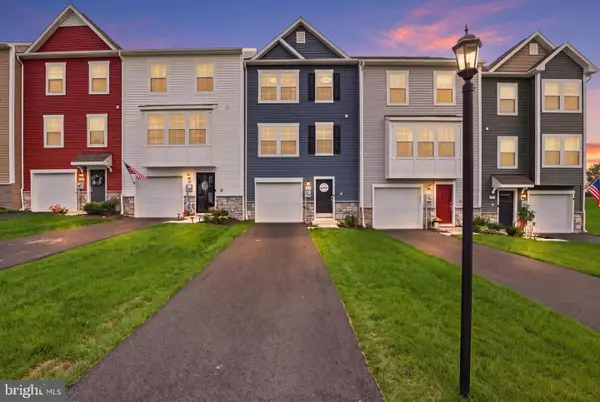 165 Homestead Dr, HANOVER, PA 17331