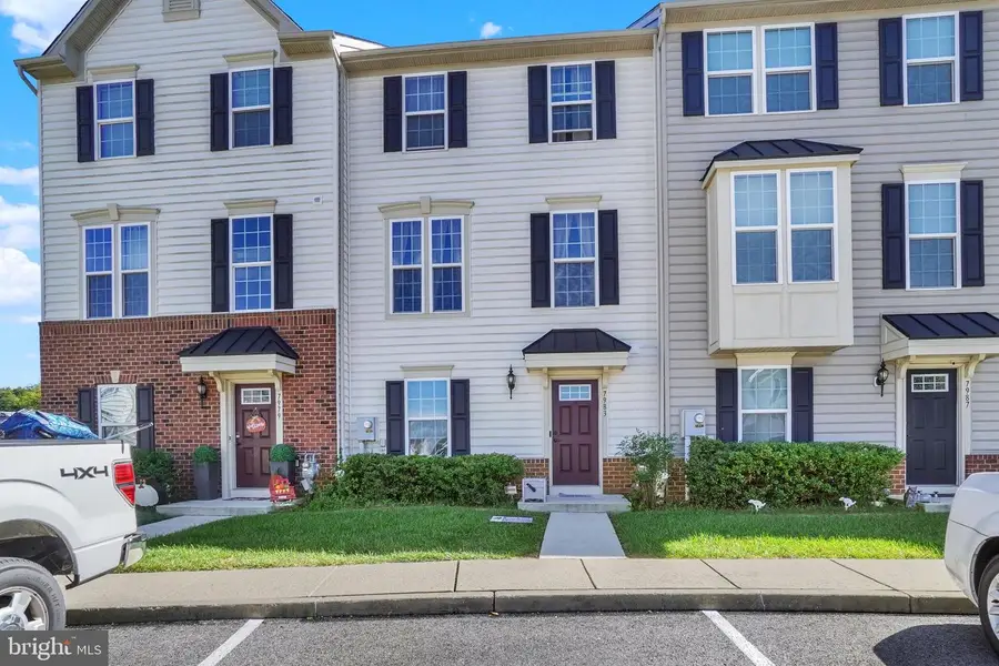 7983 Erinvale Ln, Seven Valleys, PA 17360 - #2