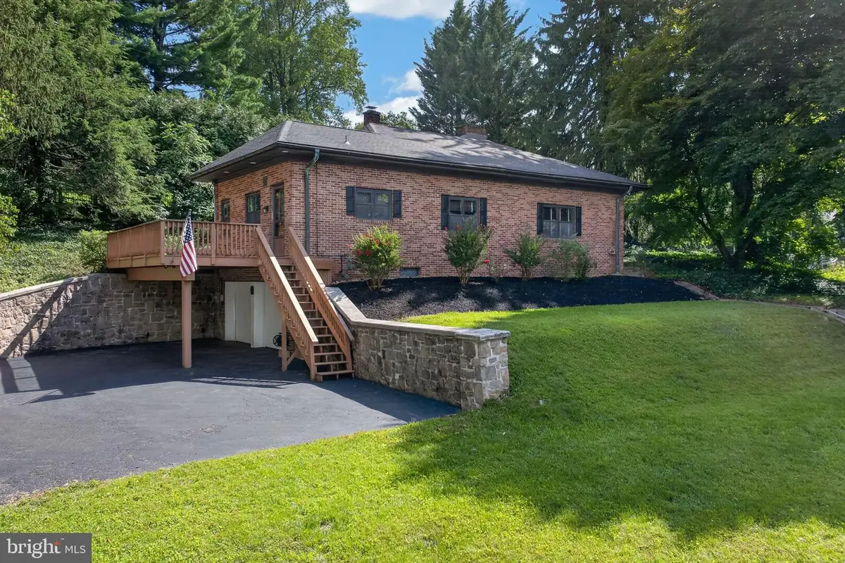 914 Somerset Ln, York, PA 17403 - #1