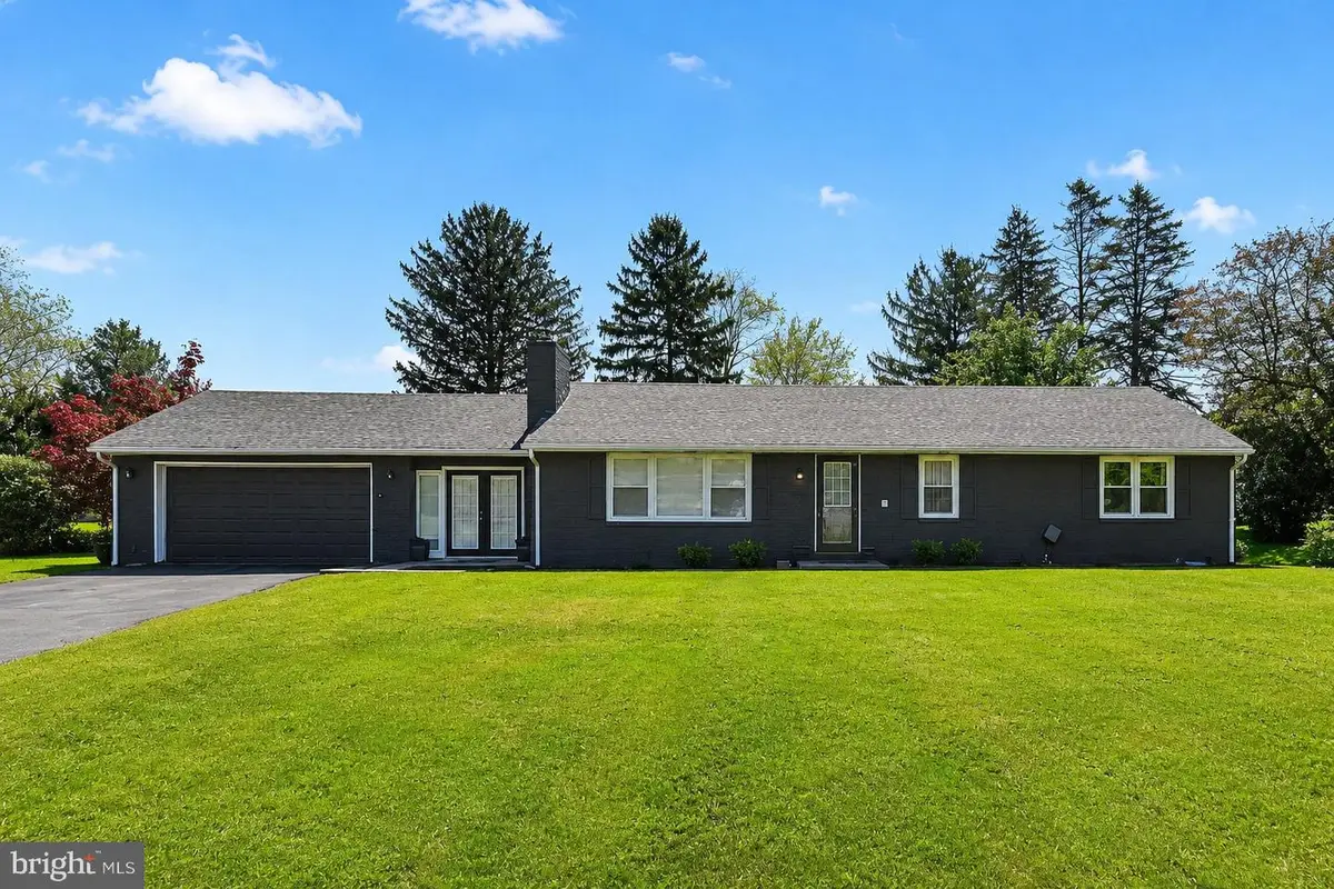 525 Mountain Rd, Dillsburg, PA 17019 - #1