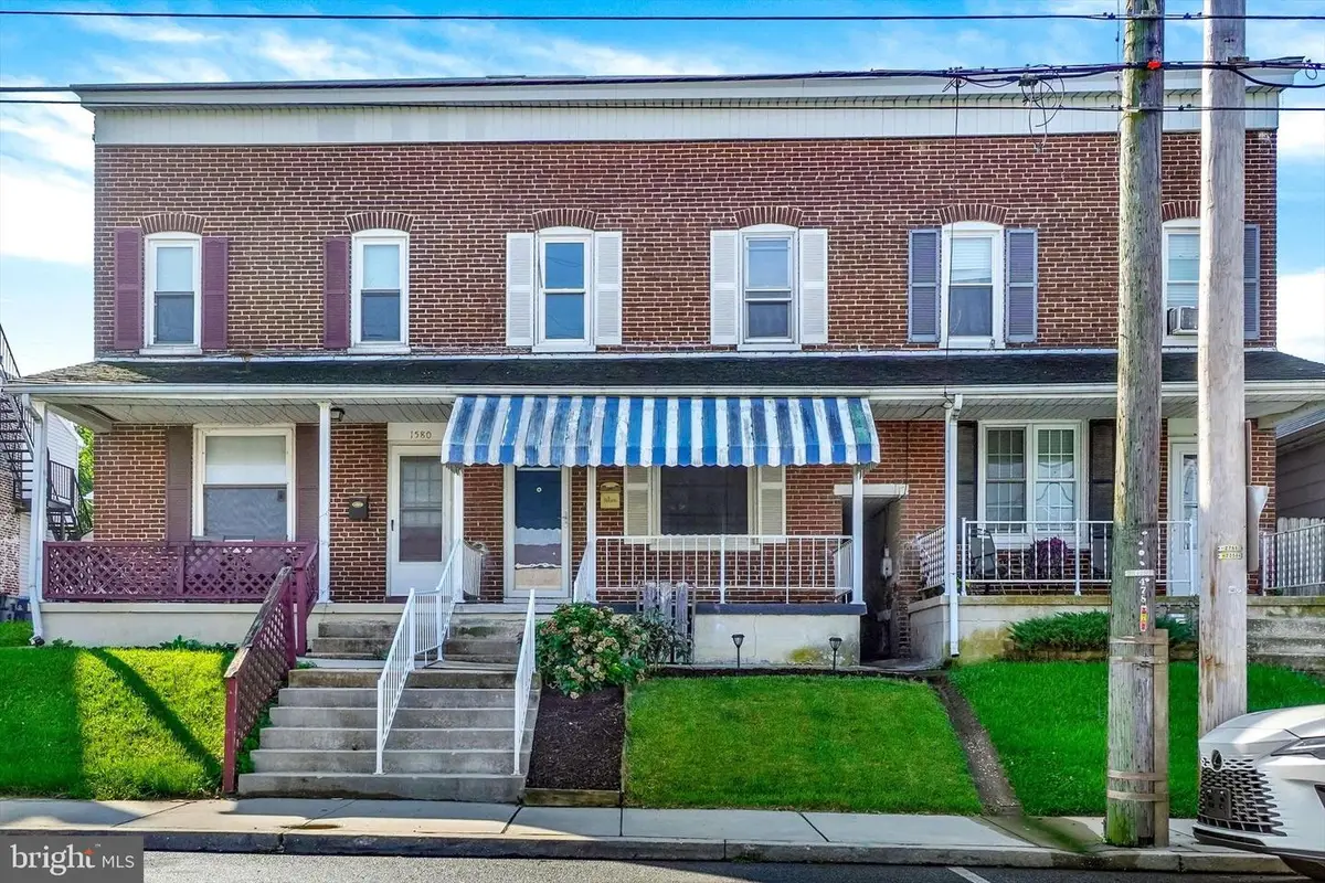 1582 W King St, York, PA 17404 - #1