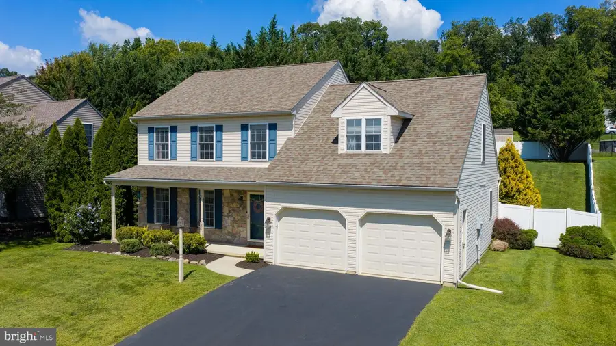 500 Silver Maple Ct, Mount Wolf, PA 17347 - #2