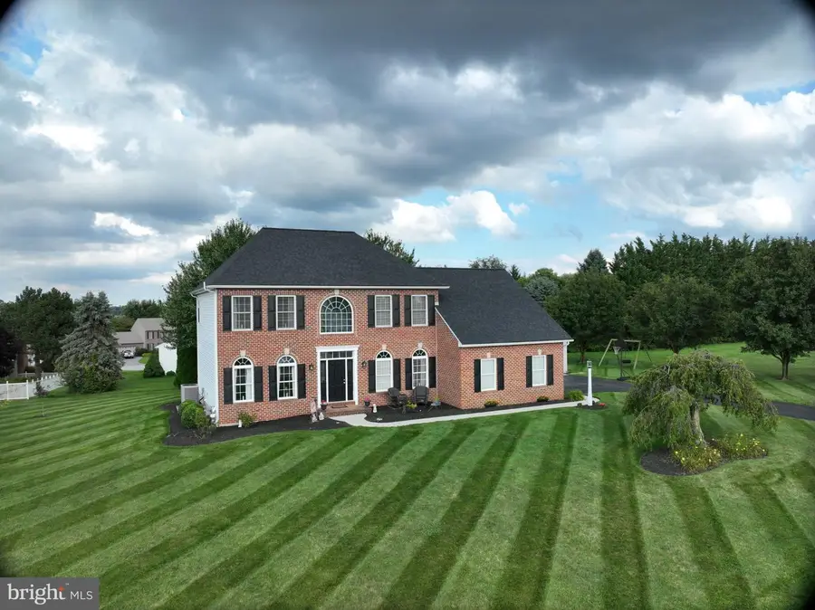 30 Berkshire Dr, Shrewsbury, PA 17361 - #2