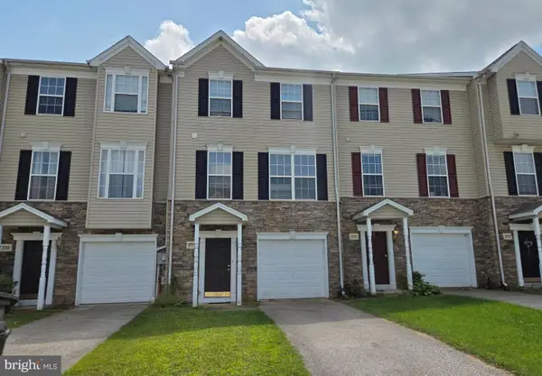 3711 Armory Ln #3711, YORK, PA 17408