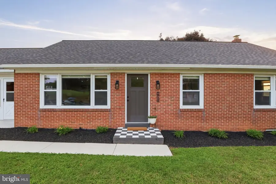 1724 Jefferson Rd, Spring Grove, PA 17362 - #3