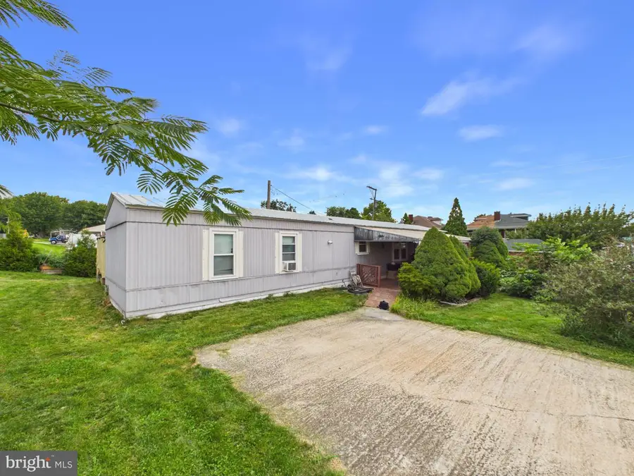 250 Herman St, York, PA 17404 - #2