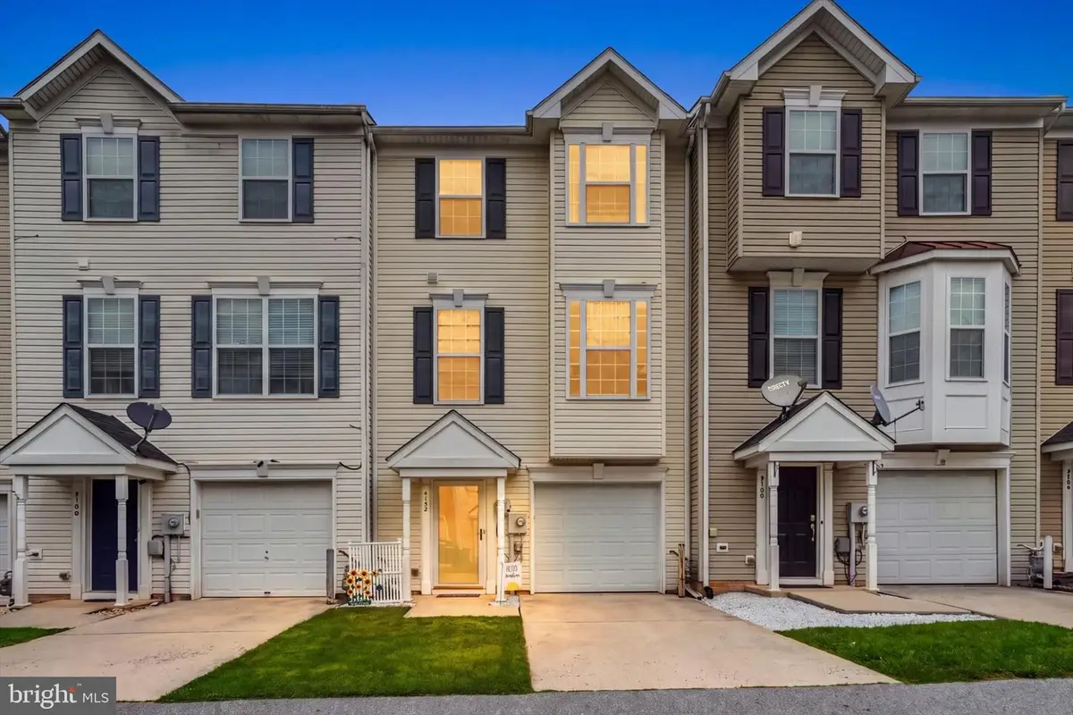 4152 Strawbridge Ct, Dover, PA 17315 - #1