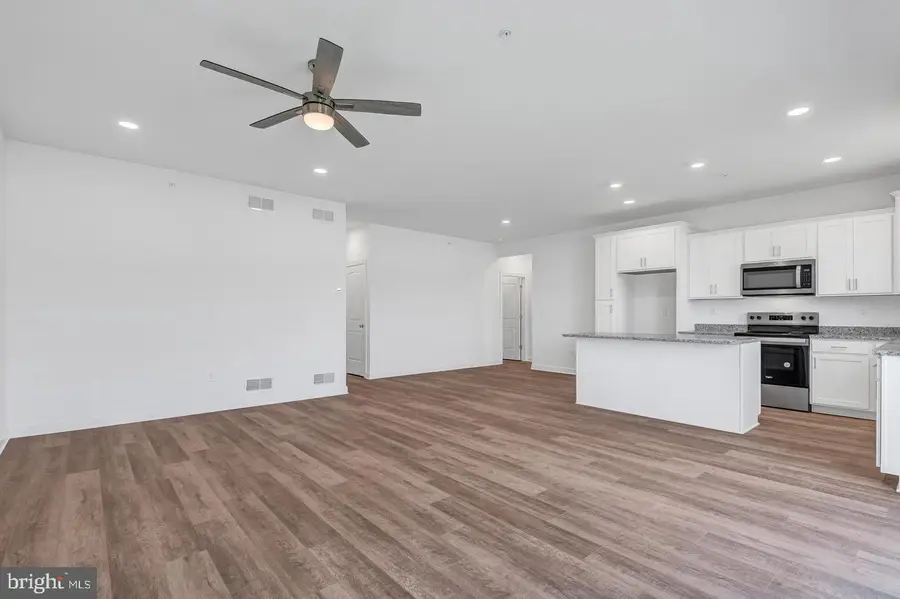 105 Bailey Dr, Hanover, PA 17331 - #3