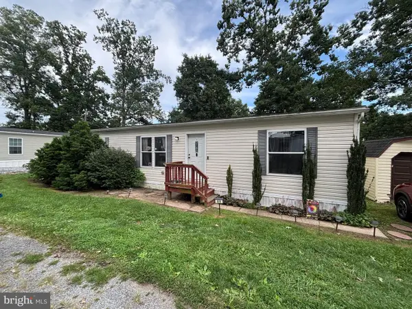 88 Mobile Dr, THOMASVILLE, PA 17364