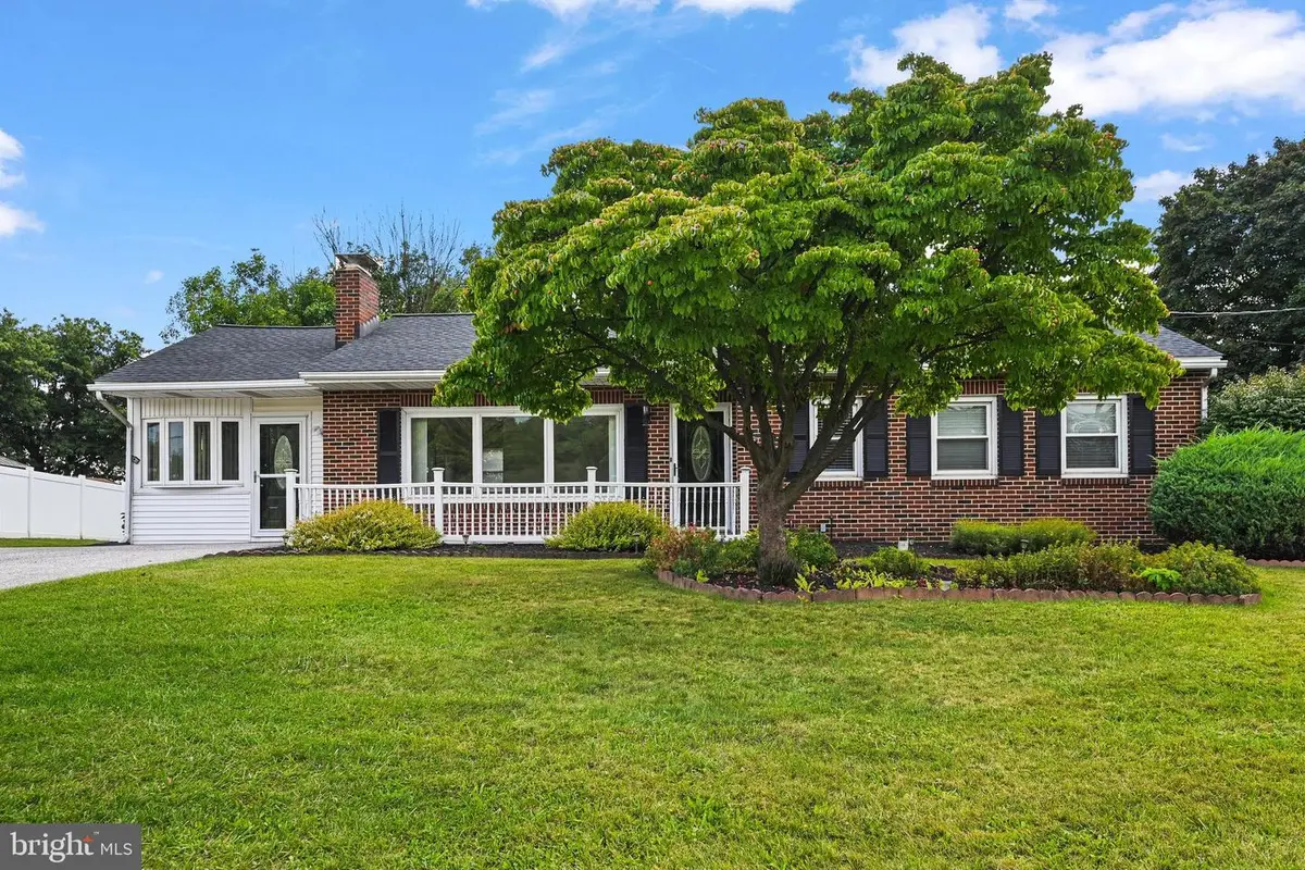 1112 Hanover Rd, York, PA 17408 - #1