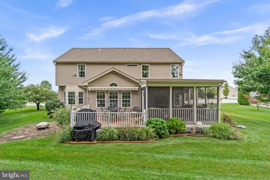 8711 Fairway Ct, Seven Valleys, PA 17360 - #2