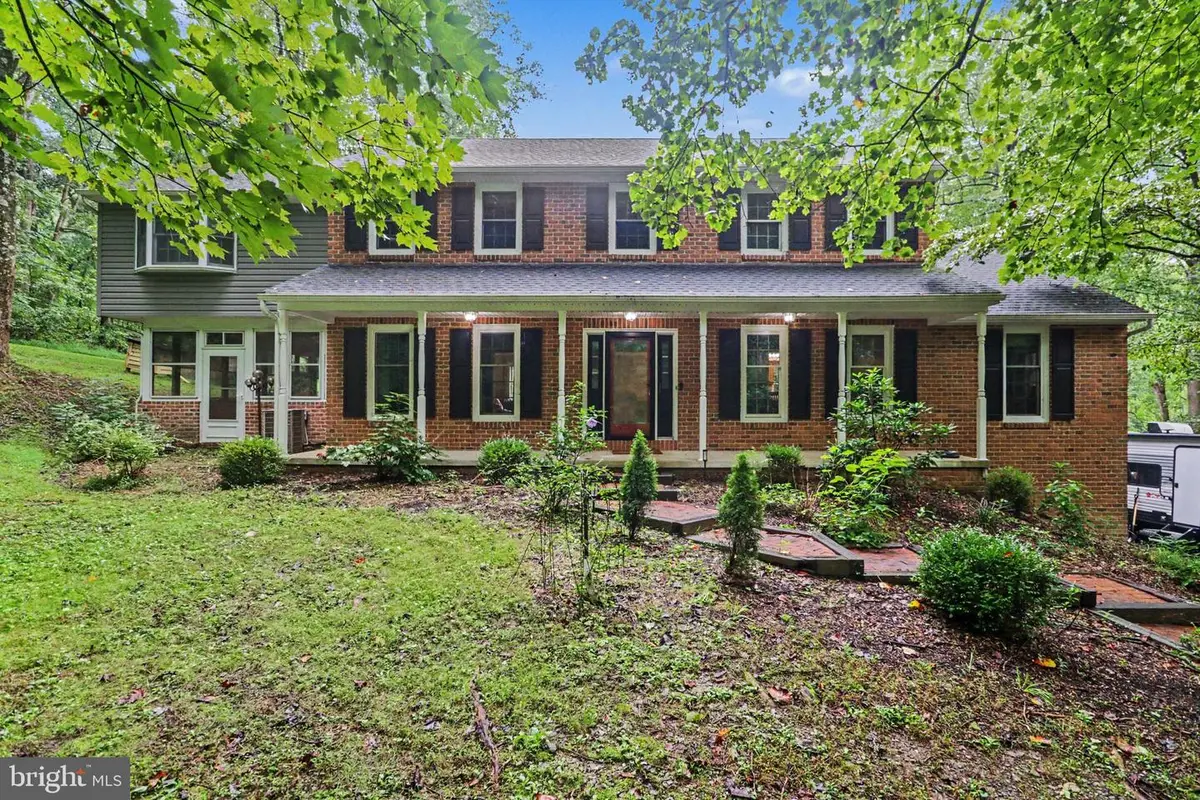 332 Laurel Dr, York, PA 17406 - #1